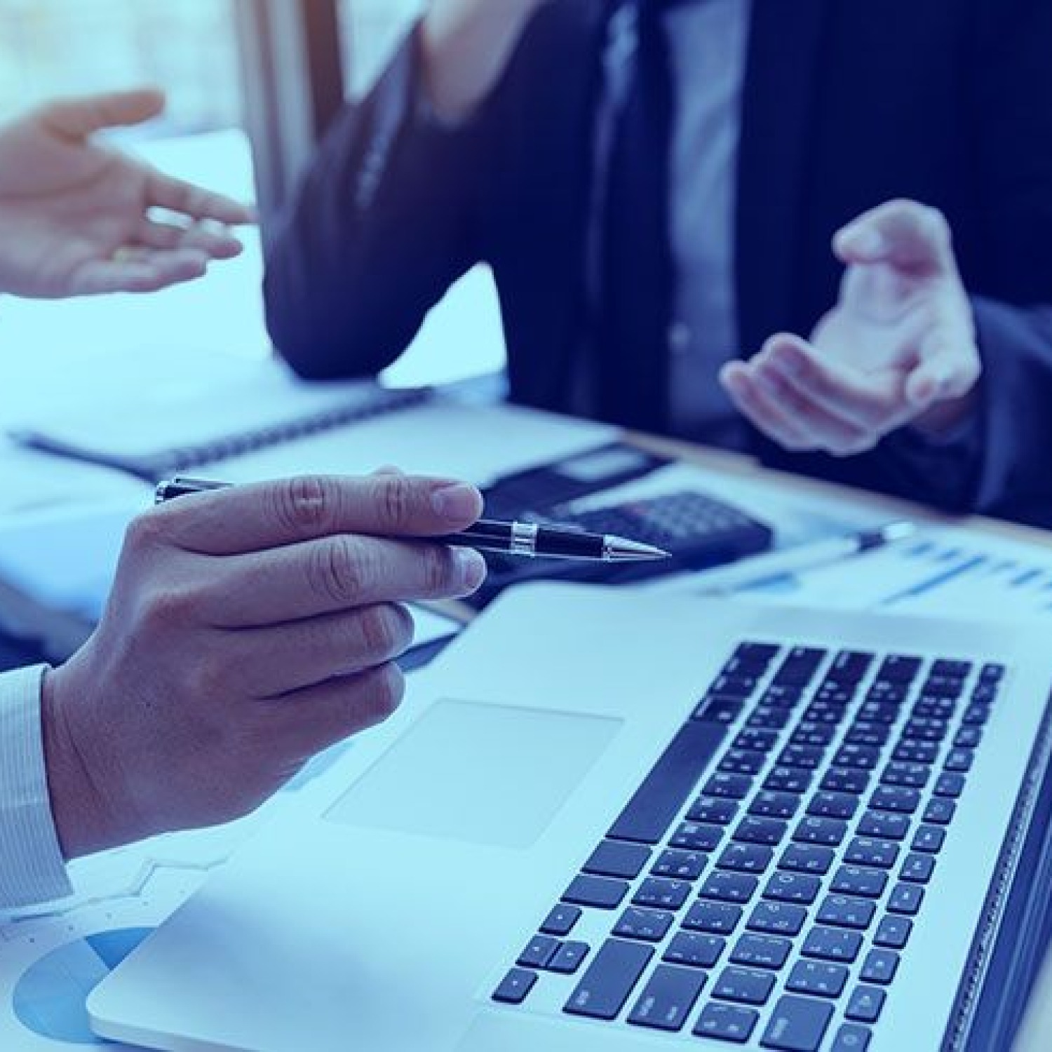 الاستشارات التقنية